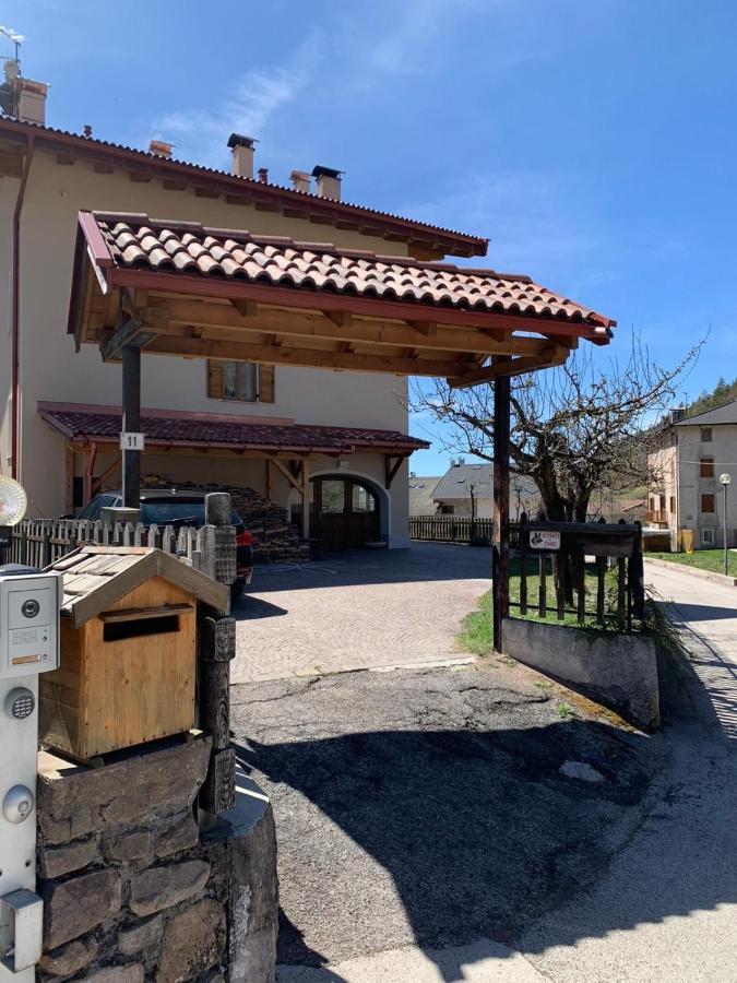 La Locanda Di Geppetto Bedollo Exterior foto